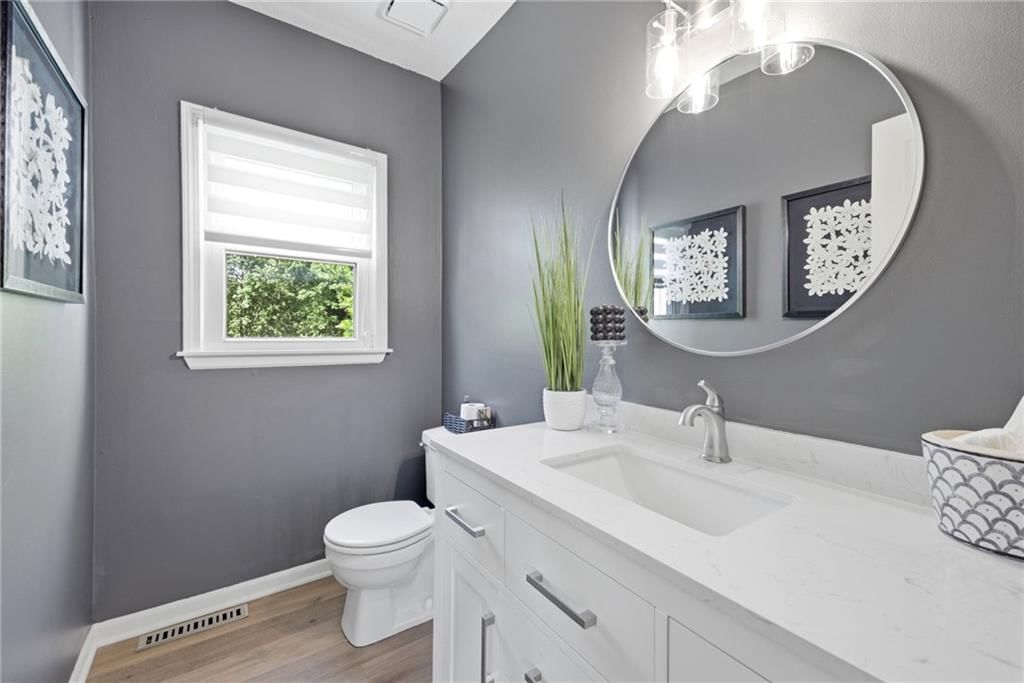 15013 W 77th Terrace — photo 12