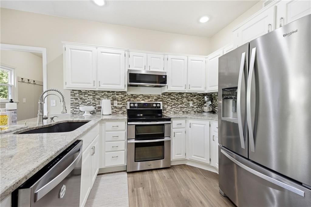 15013 W 77th Terrace — photo 15