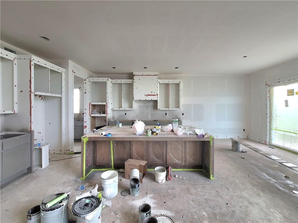 18220 Monrovia Street — photo 7