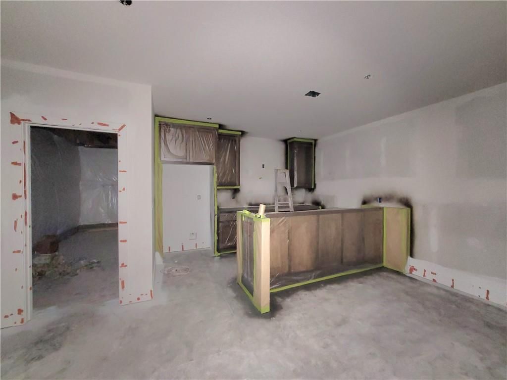 18220 Monrovia Street — photo 34