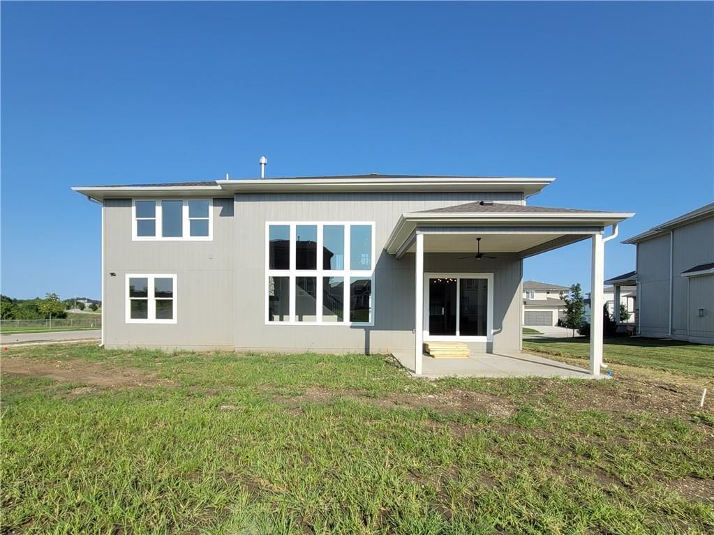 18220 Monrovia Street — photo 43
