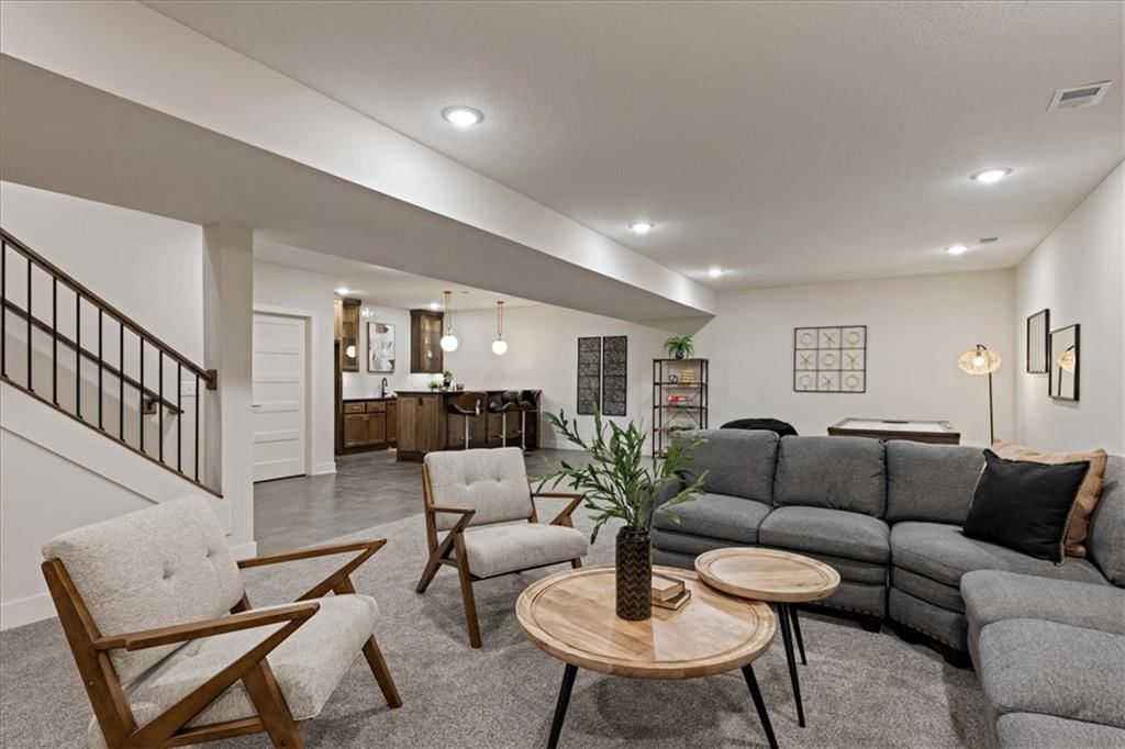 18220 Monrovia Street — photo 57
