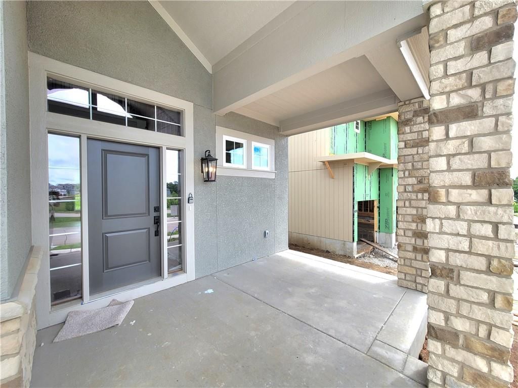 18257 Earnshaw Street — photo 3