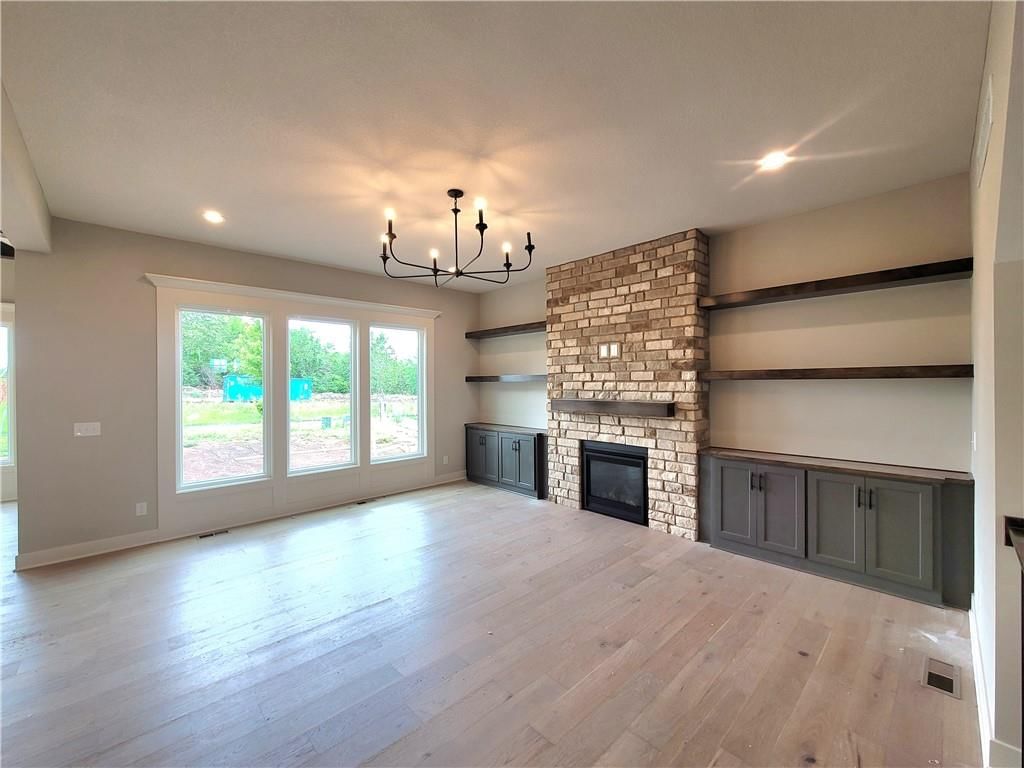 18257 Earnshaw Street — photo 6