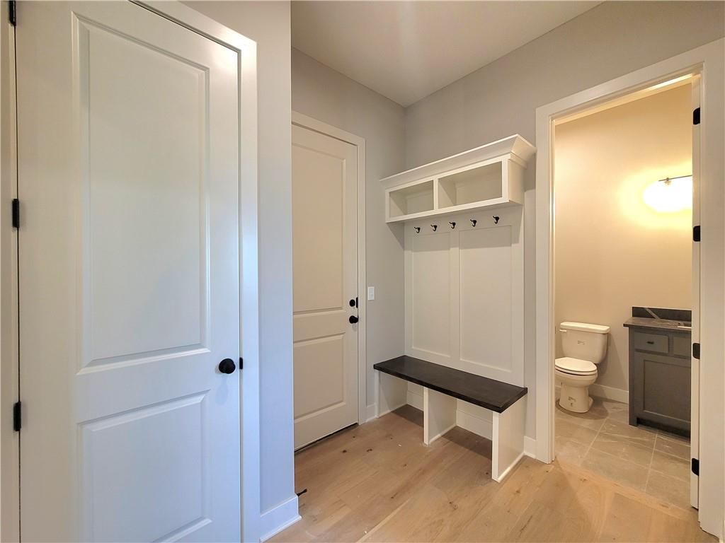 18257 Earnshaw Street — photo 13