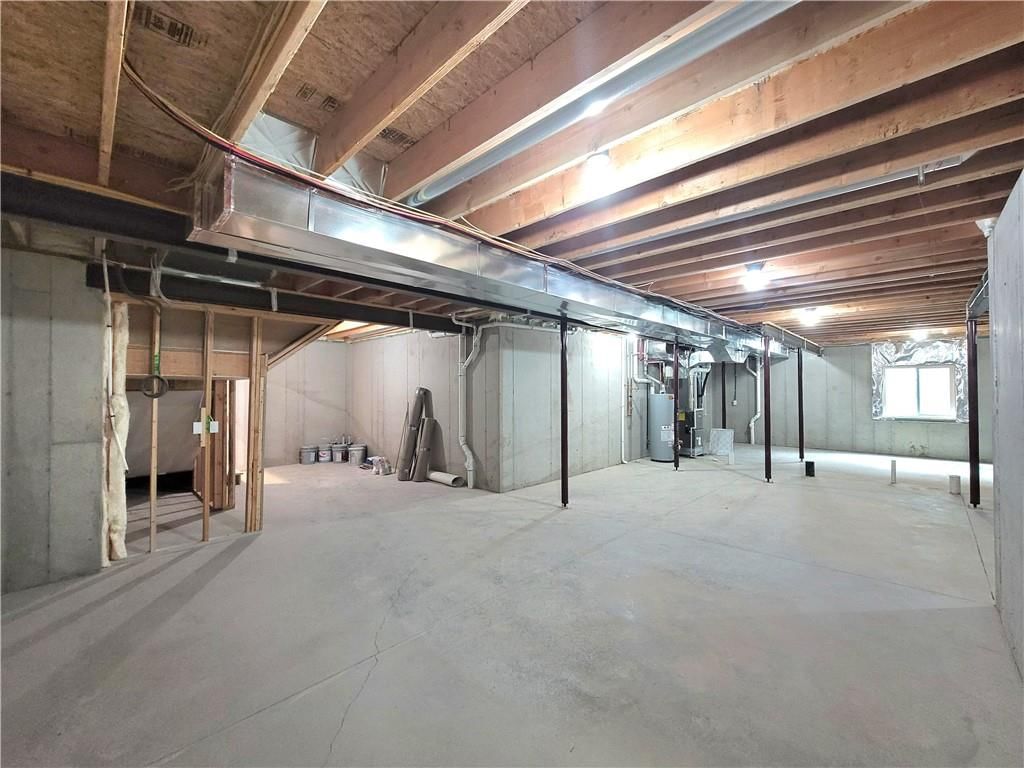 18257 Earnshaw Street — photo 37