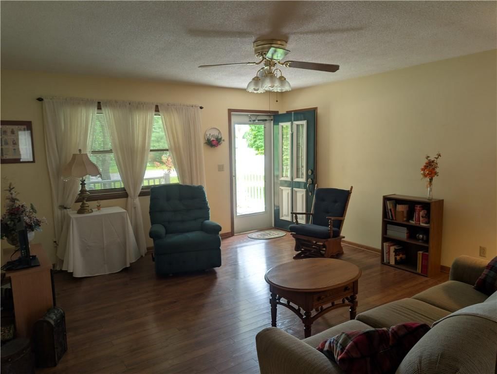 724 Garrettson Street — photo 15