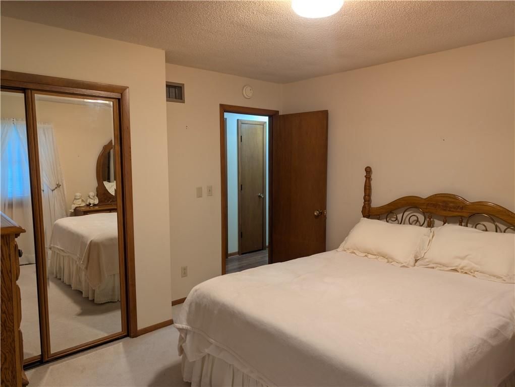 724 Garrettson Street — photo 32