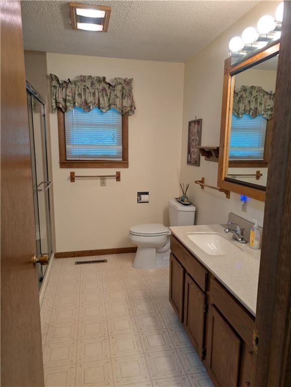 724 Garrettson Street — photo 33