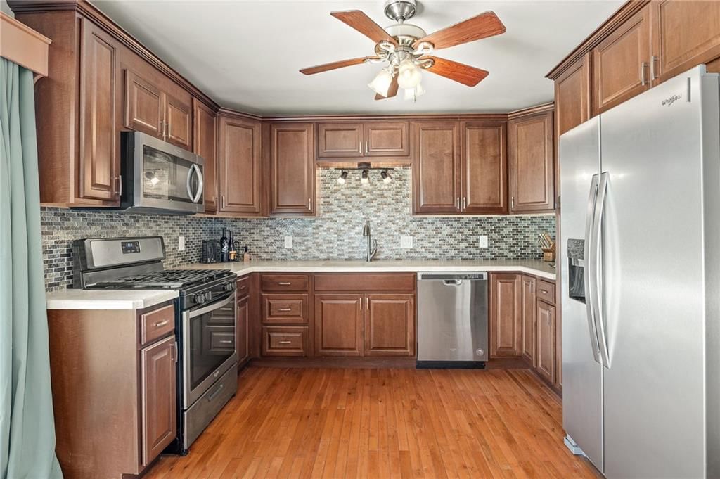 3037 Floyd Avenue — photo 11
