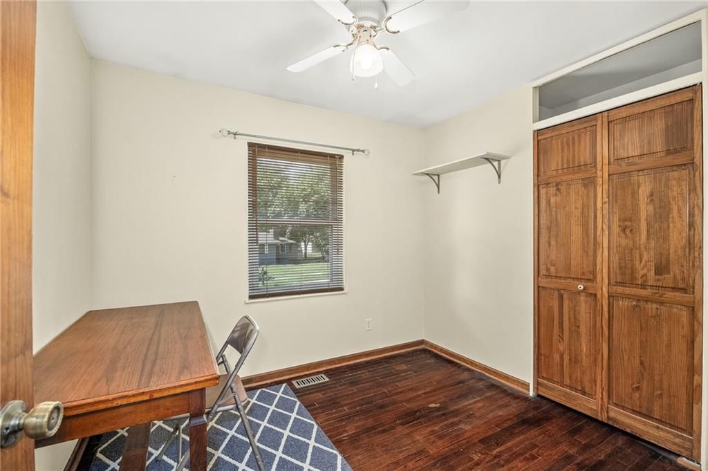 3037 Floyd Avenue — photo 14