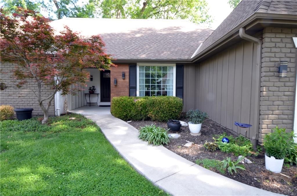 9708 W 105th Terrace — photo 3