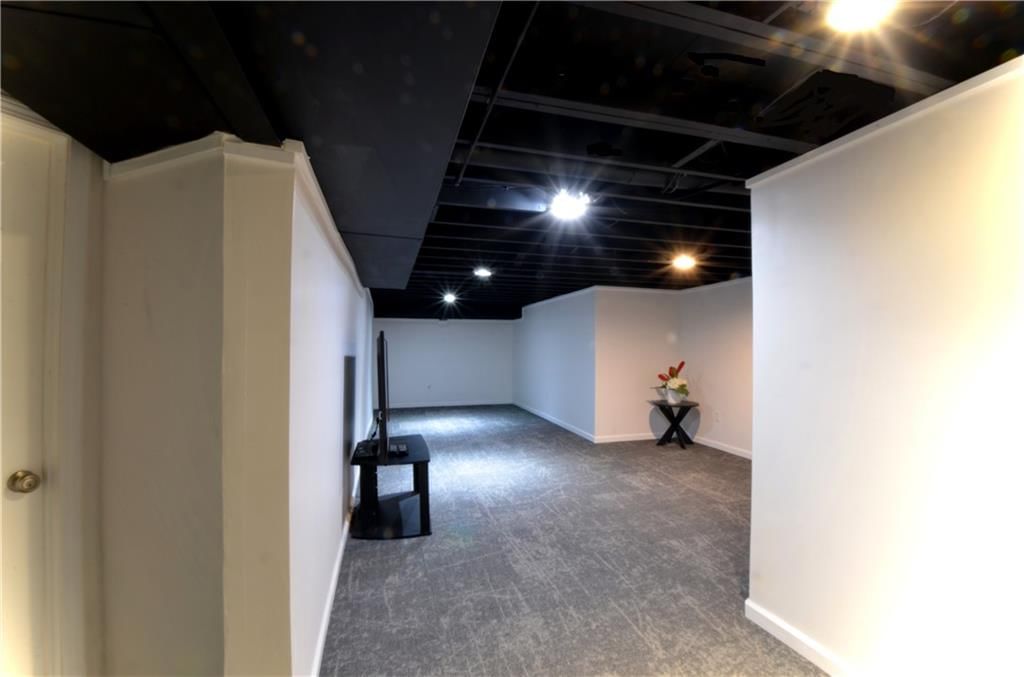 9708 W 105th Terrace — photo 34