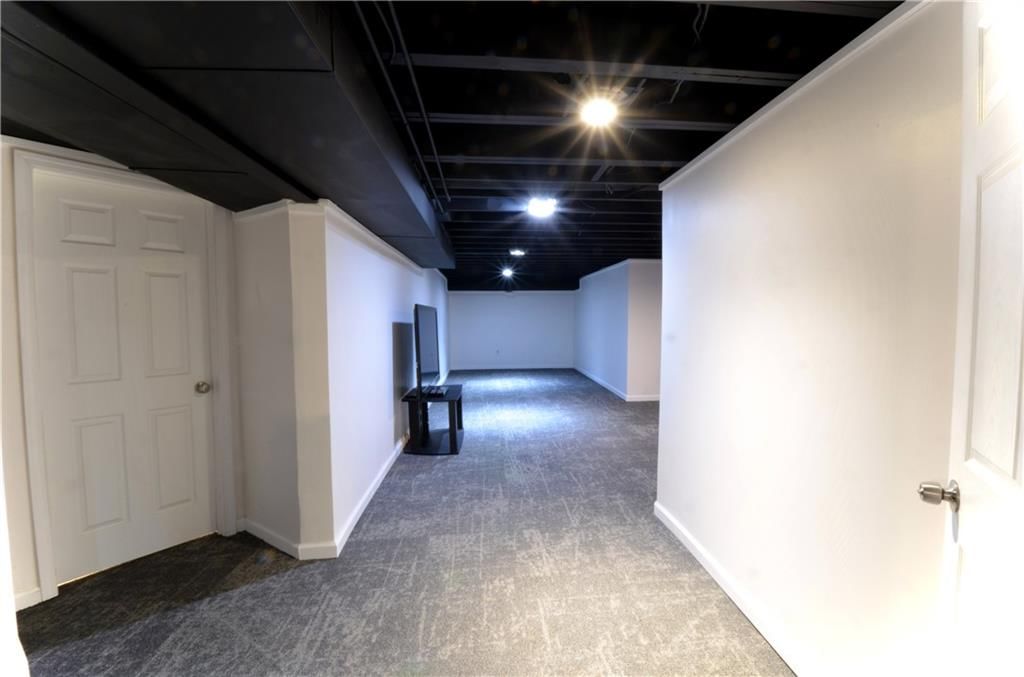 9708 W 105th Terrace — photo 36