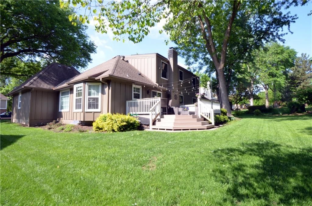 9708 W 105th Terrace — photo 43
