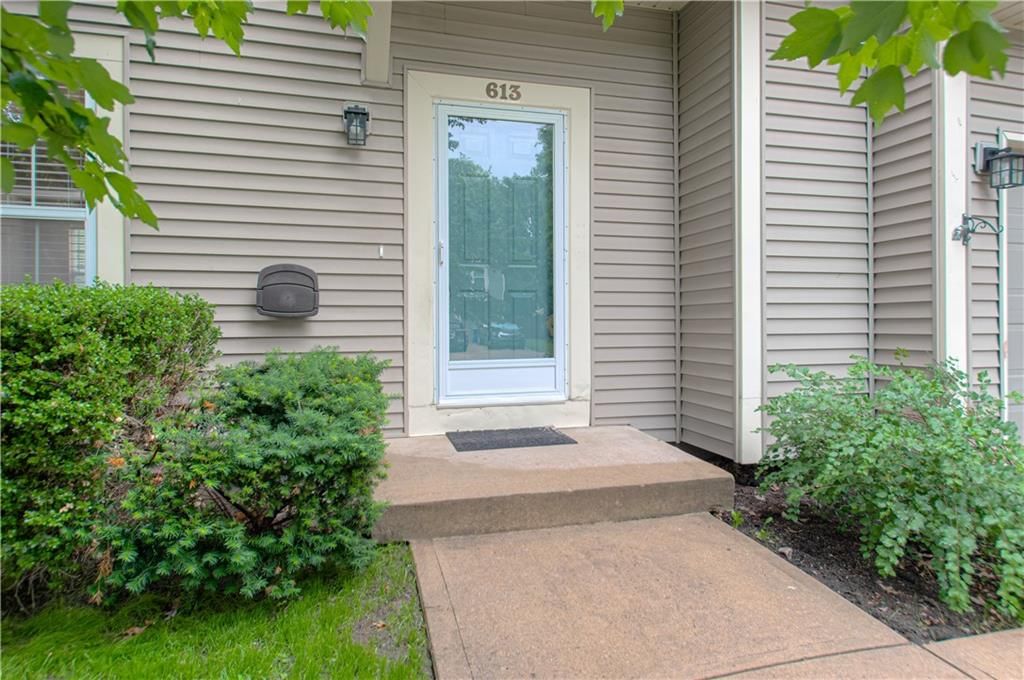 613 N Cedar Street — photo 3