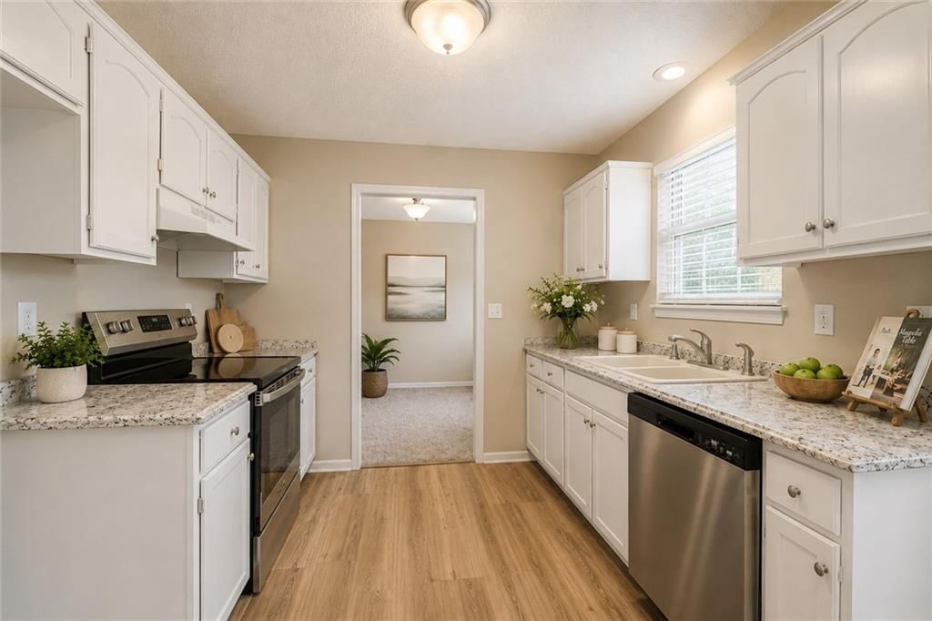 613 N Cedar Street — photo 10