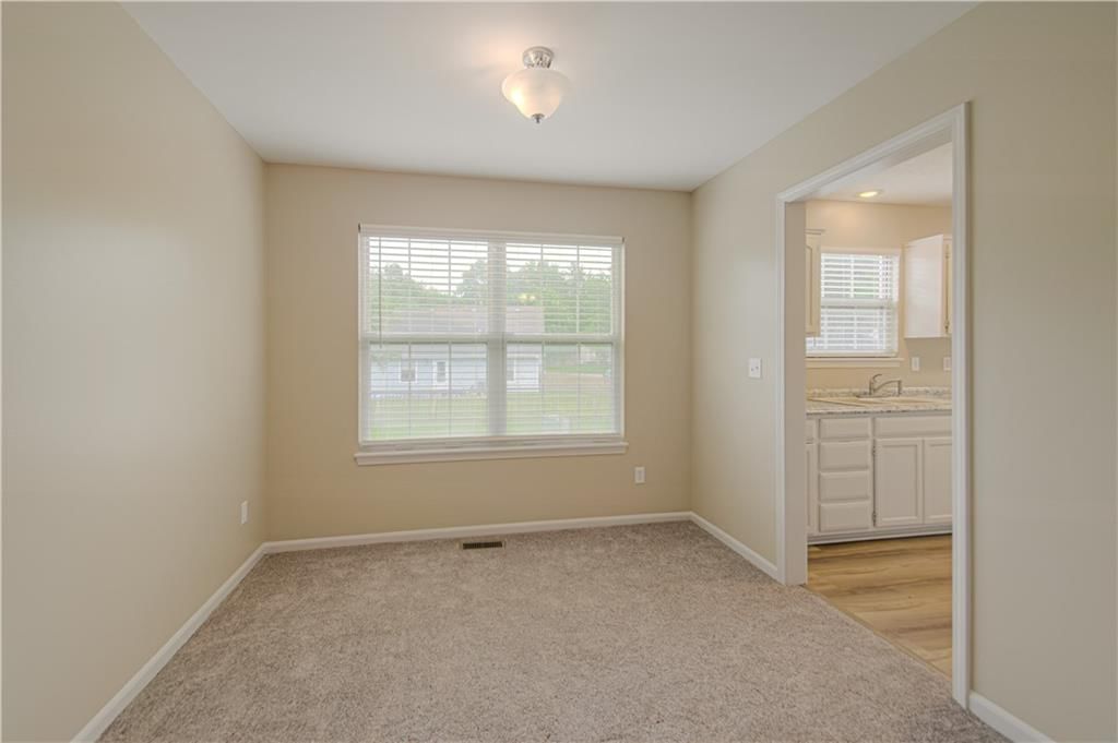 613 N Cedar Street — photo 13