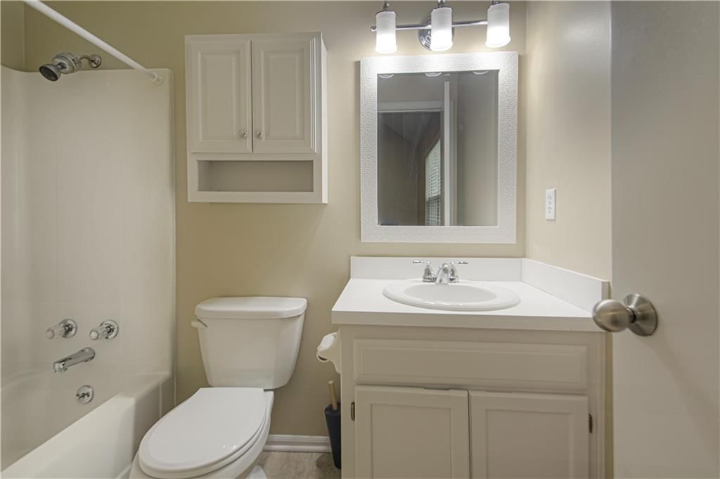 613 N Cedar Street — photo 18