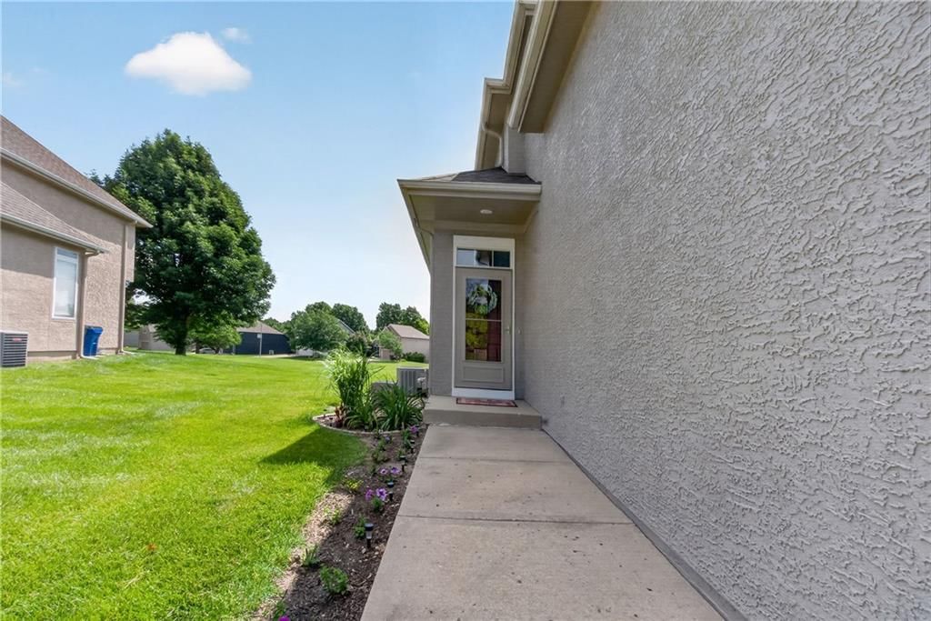 13851 S Acuff Street — photo 2