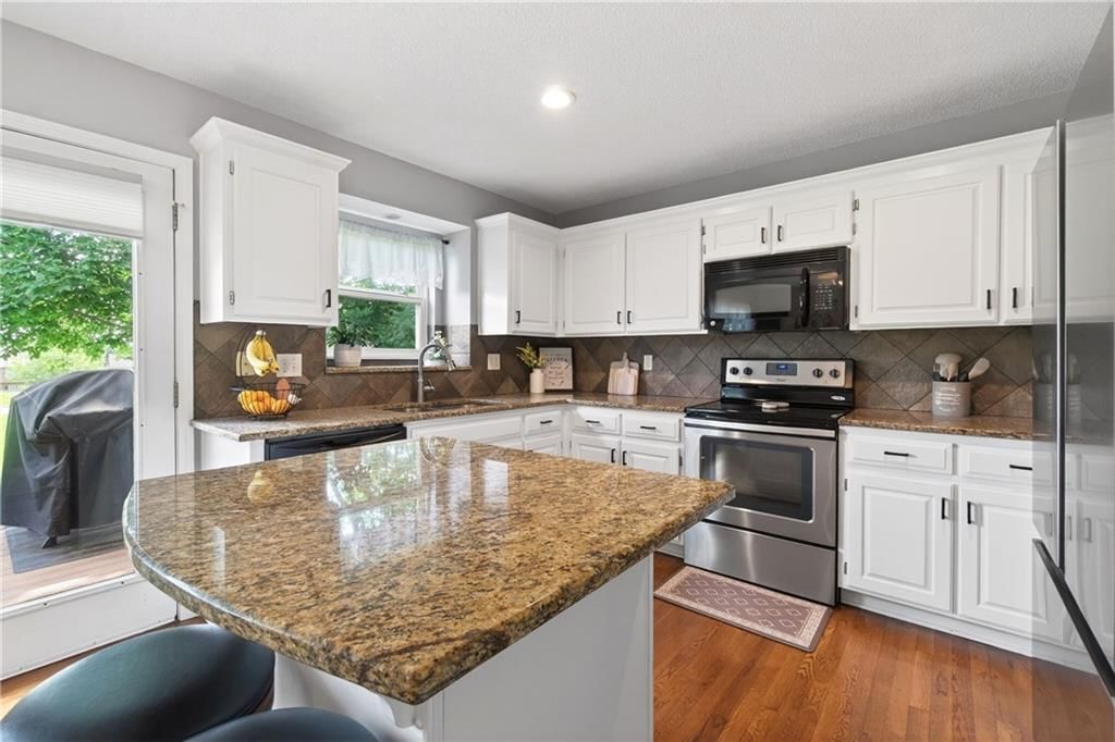 13851 S Acuff Street — photo 8