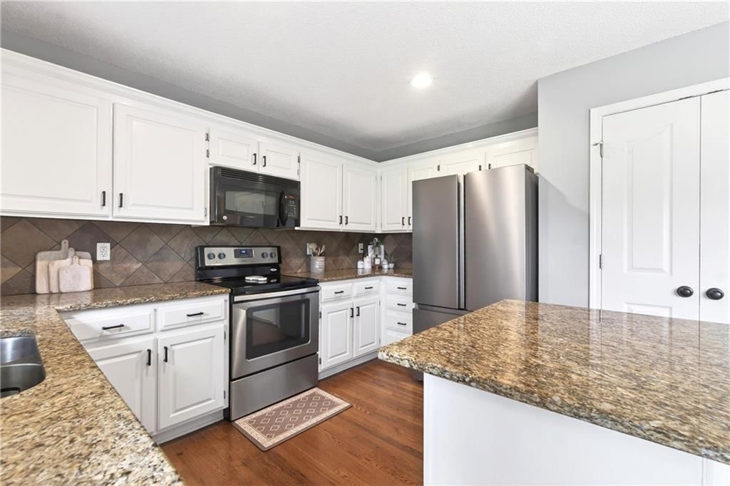 13851 S Acuff Street — photo 9