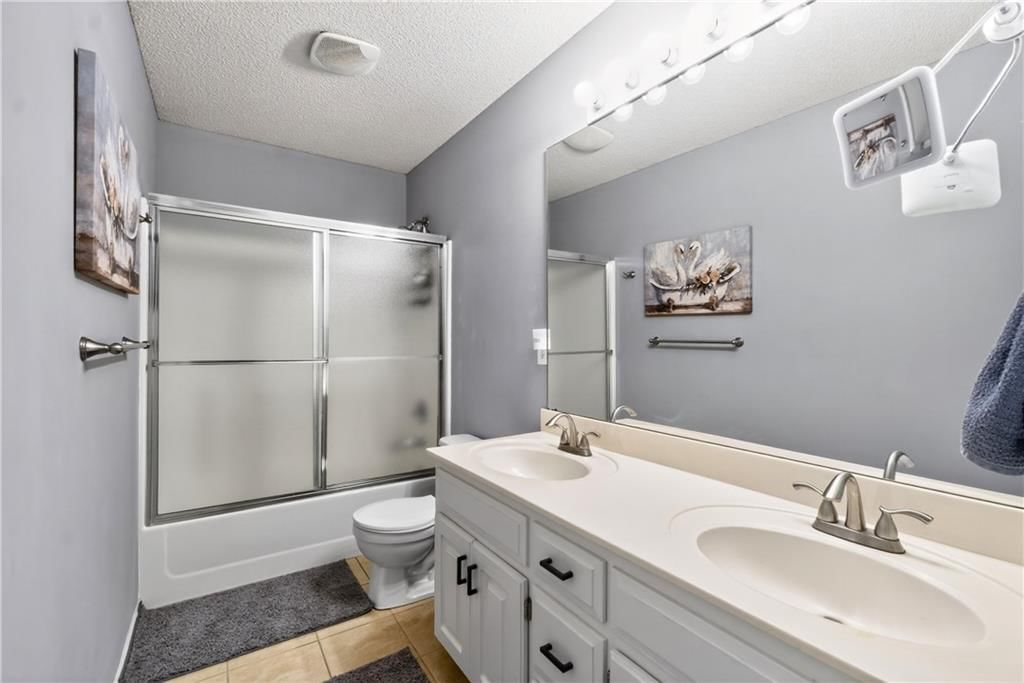 13851 S Acuff Street — photo 17