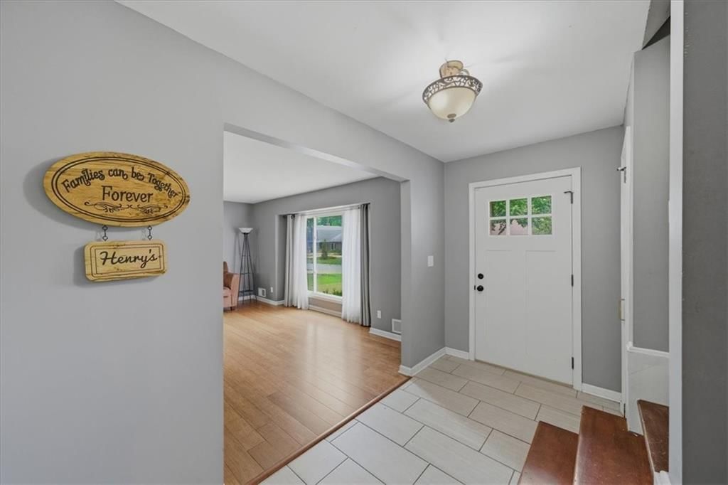 9726 WINSLOW Place — photo 4