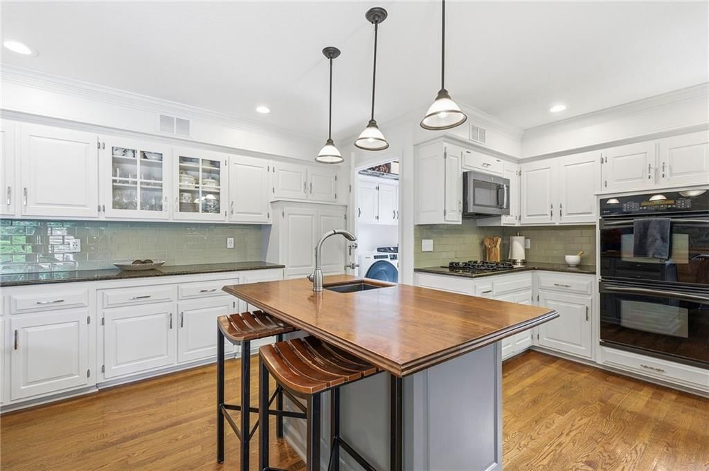 11526 Knox Street — photo 16