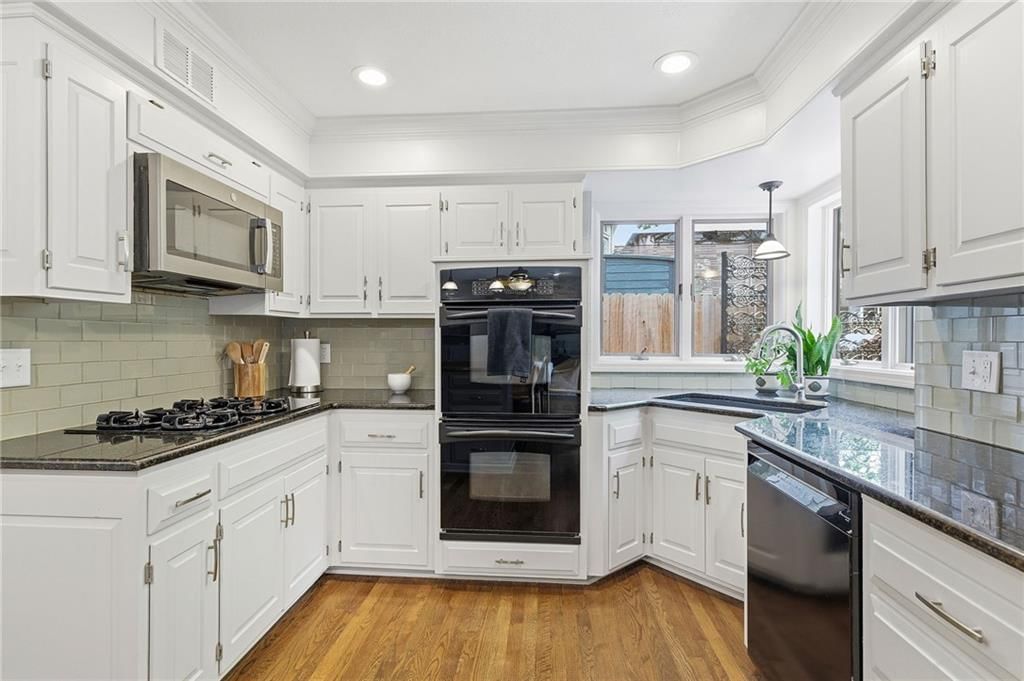11526 Knox Street — photo 18