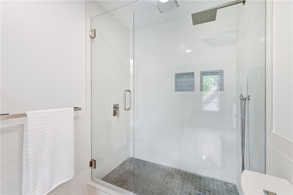 11526 Knox Street — photo 28