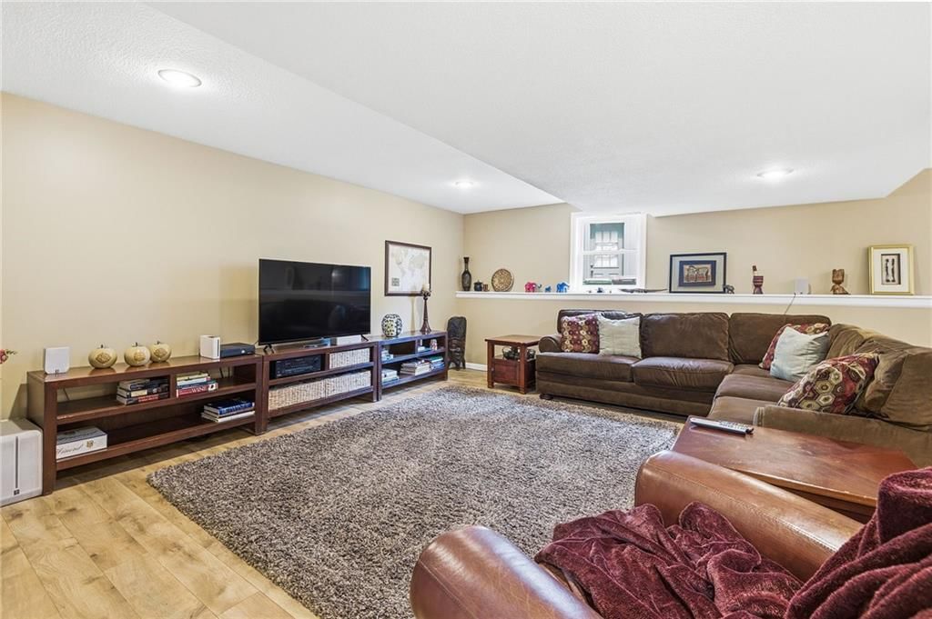 11526 Knox Street — photo 41