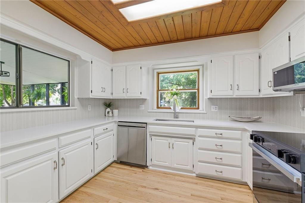 16720 Grandview Street — photo 21