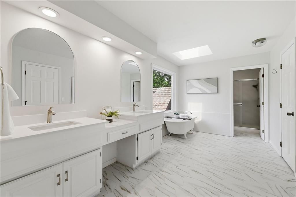 16720 Grandview Street — photo 37