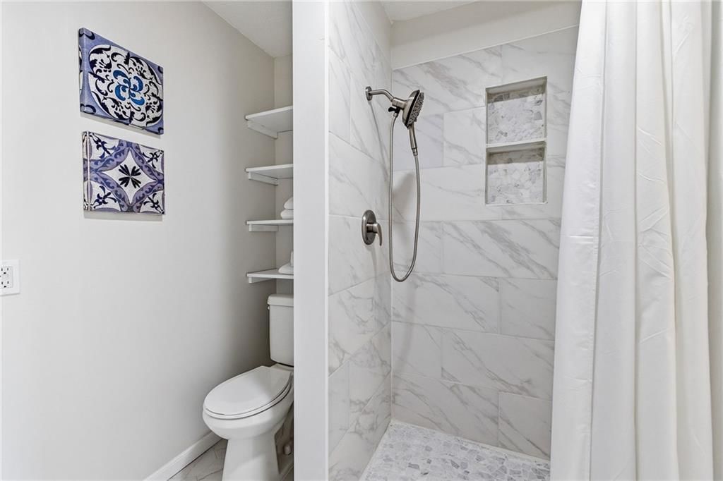 16720 Grandview Street — photo 45
