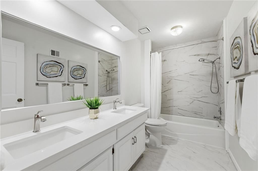 16720 Grandview Street — photo 48