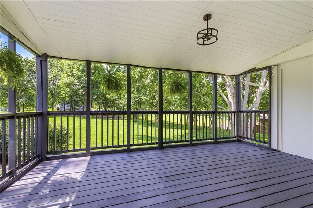 16720 Grandview Street — photo 56