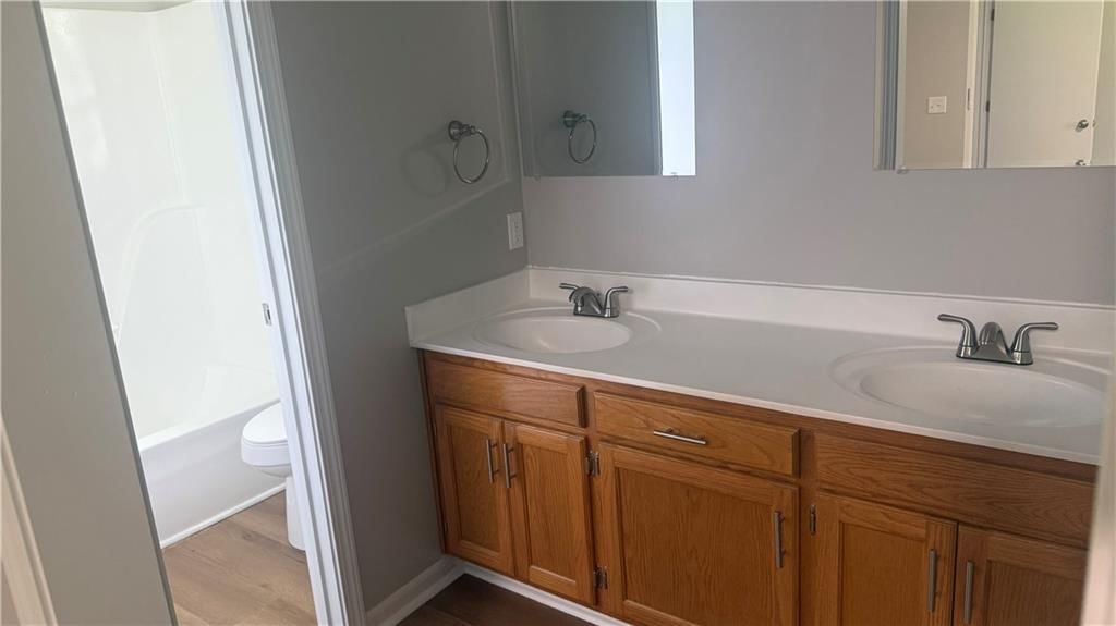 901 Coventry Court — photo 11