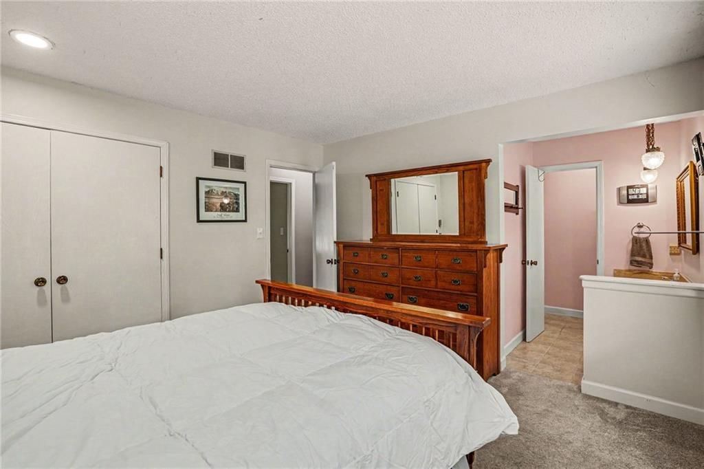 204 N Holder Road — photo 9