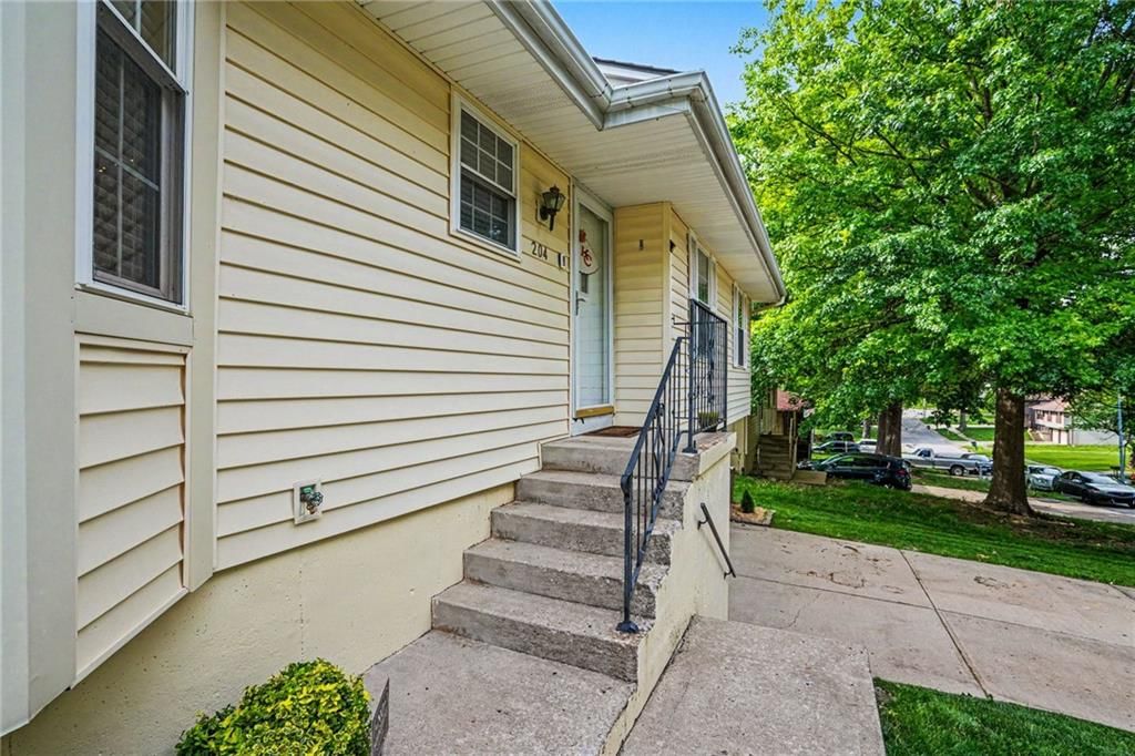 204 N Holder Road — photo 20