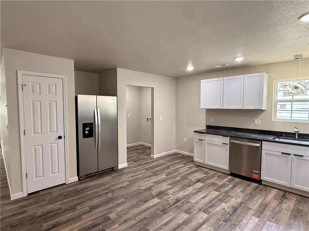 1215 S Maple Street — photo 12