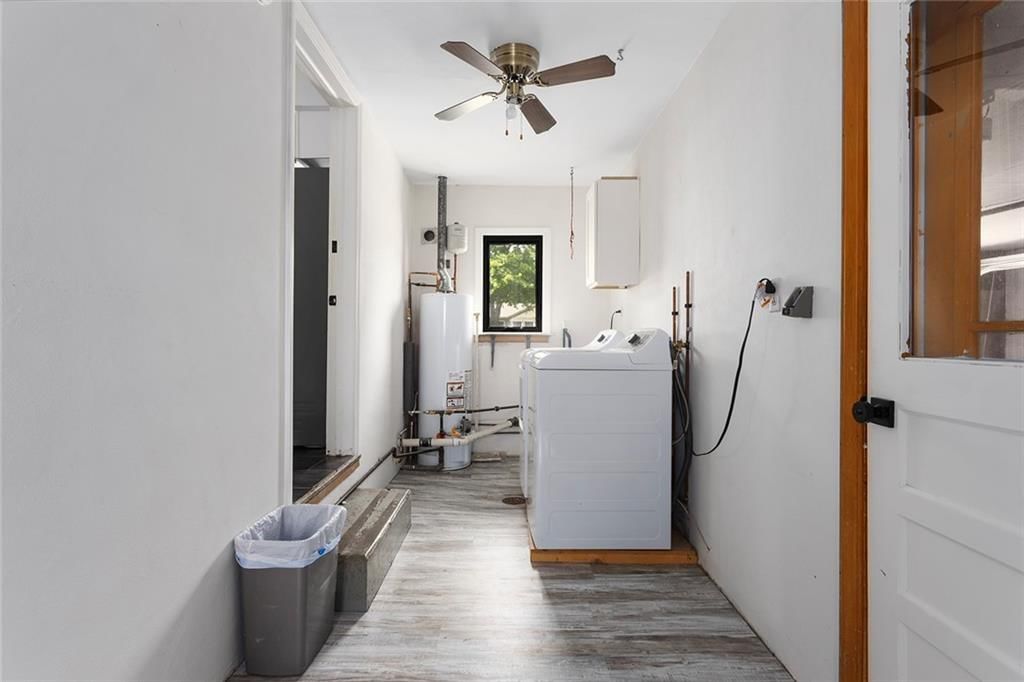 209 NE Maple Street — photo 18