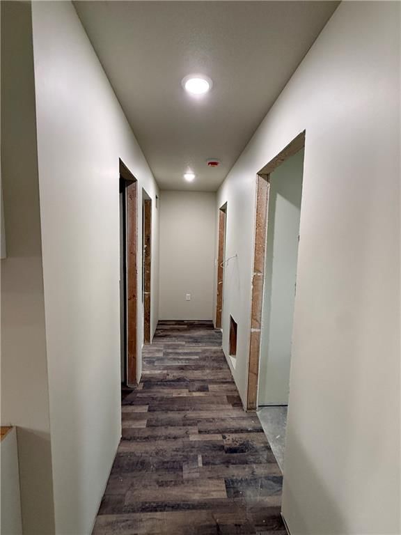 1221 S Maple Street — photo 10