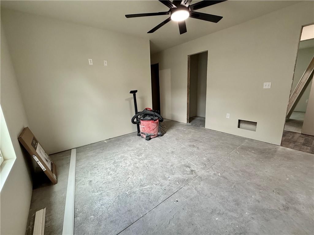 1221 S Maple Street — photo 19
