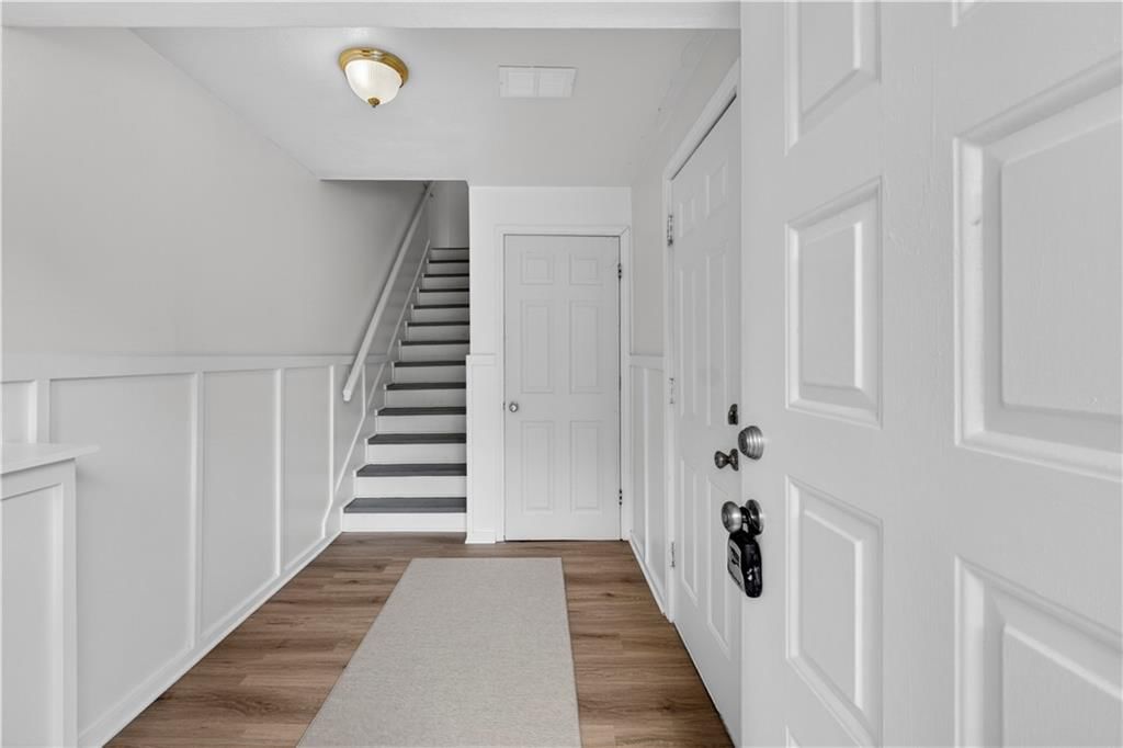2836 Eaton Street — photo 3