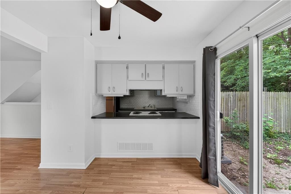 2836 Eaton Street — photo 8