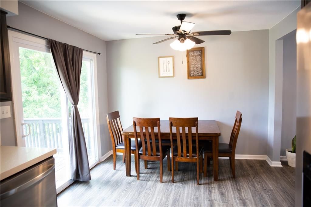 209 W Edgewood Drive — photo 5