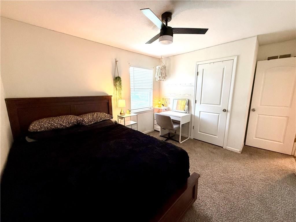 209 W Edgewood Drive — photo 18