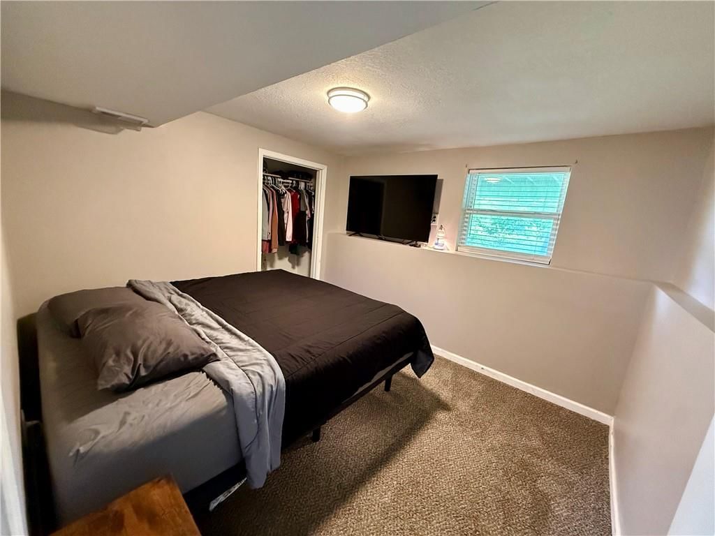 209 W Edgewood Drive — photo 21