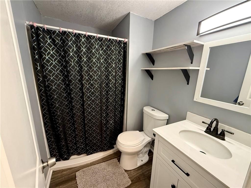 209 W Edgewood Drive — photo 23